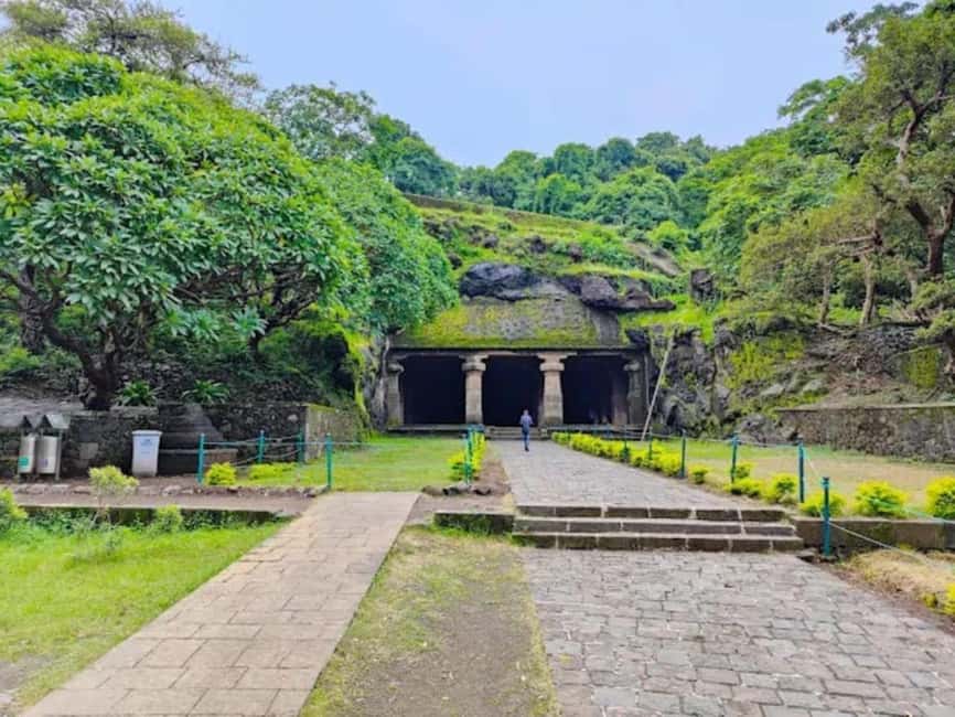 Mumbai: Elephanta Caves Guided Tour with Ferry & Lunch - The return ferry and hotel drop-off