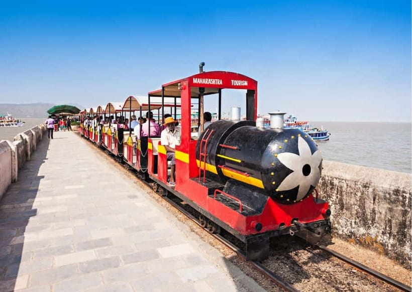 Mumbai: Elephanta Caves Private Tour with Ferry Ride - Three Caves, With the Shiva Cave as the Main Event
