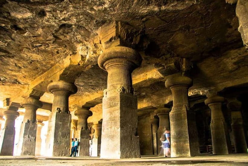 Mumbai: Elephanta Caves Tour with Ferry - Inside the Elephanta Caves