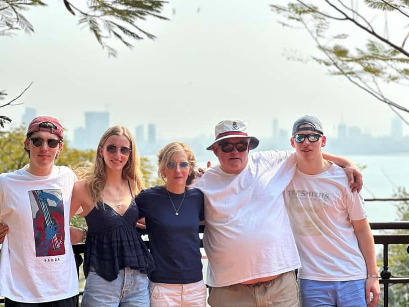 Mumbai: Half Day Elephanta Caves Guided Tour with Ferry Ride - The climb to the cave entrance