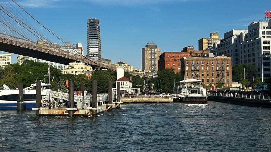 NYC: Brooklyn Bridge and DUMBO Tour with East River Ferry - Fulton Ferry Landing and the Water Return