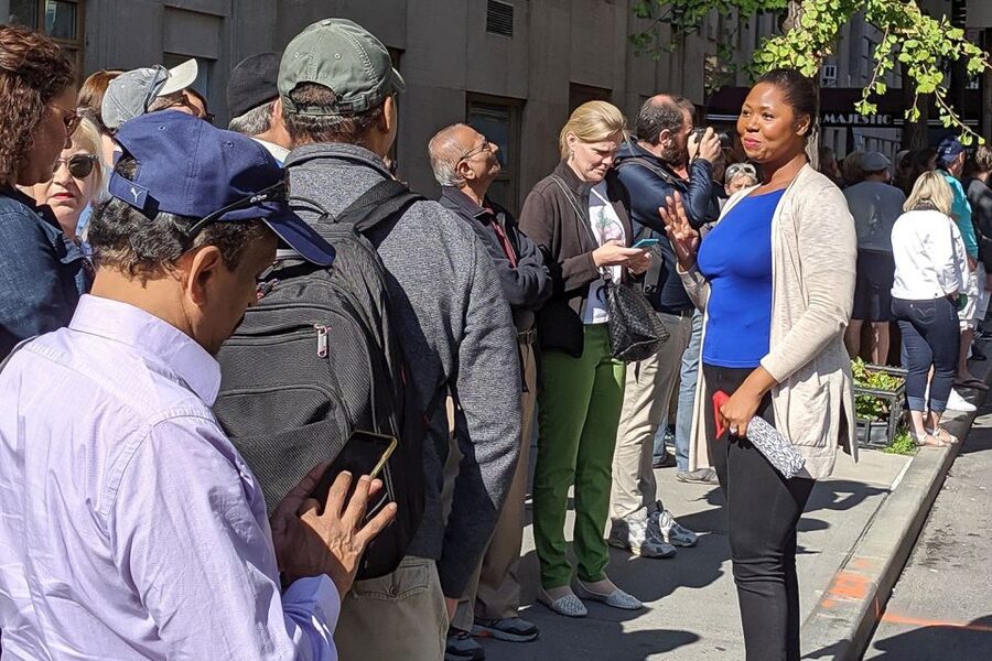NYC: Guided Bus and Walking Tour with Staten Island Ferry - Rockefeller Center and Fifth Avenue icons