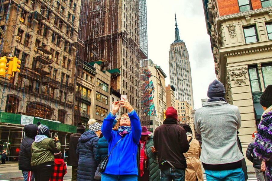 NYC: Guided Bus and Walking Tour with Staten Island Ferry - Guides, drivers, and the feel of the day