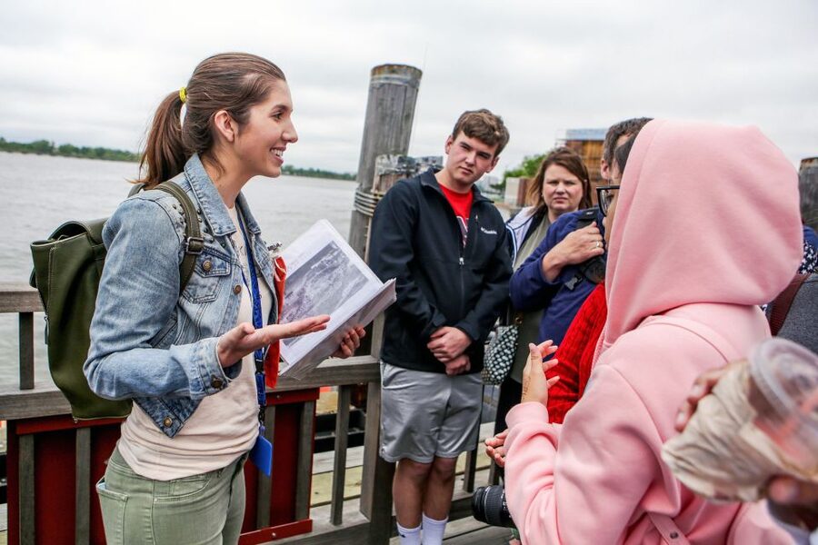 NYC: Statue of Liberty and Ellis Island Tour with Ferry - Starting at Castle Clinton in Battery Park