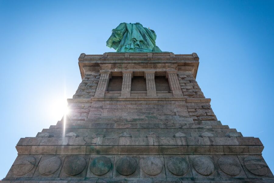 NYC: Statue of Liberty and Ellis Island Tour with Ferry - The ferry ride gives you the first great view