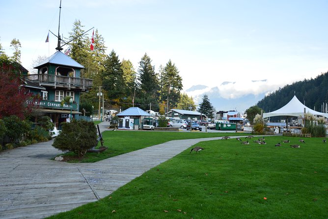 Photography, Hiking & Ferry to Bowen Island - Weather, clothing, and practical details