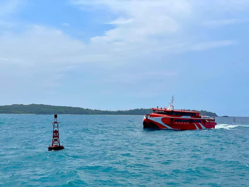 Phu Quy: Phu Quoc Express Highspeed Ferry from Phan Thiet - Leaving Phan Thiet and heading out to sea