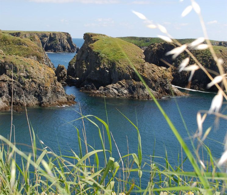 Quiberon: Ferry tickets from/to Belle-Île-en-Mer, Le Palais - Who will get the most from this trip