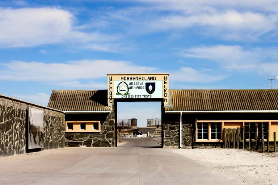 ROBBEN ISLAND MUSEUM TOUR, WITH OPTIONAL LAST MINUTE TICKETS - The most important ticket warning