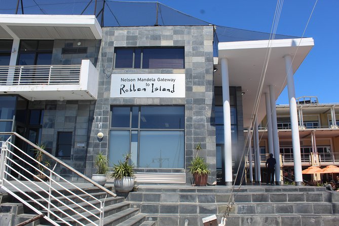 Robben Island Nelson Mandela's Prison Museum + Township Tour incl Ferry Tickets - What the guide adds to the day