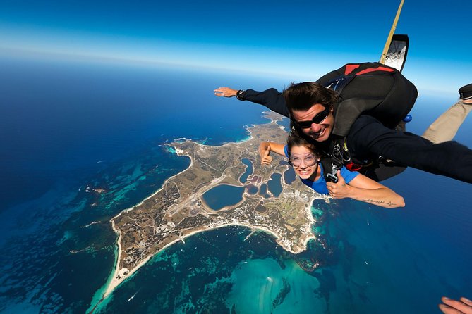Rottnest Skydive + Fremantle Ferry Package - From Fremantle ferry to island airfield