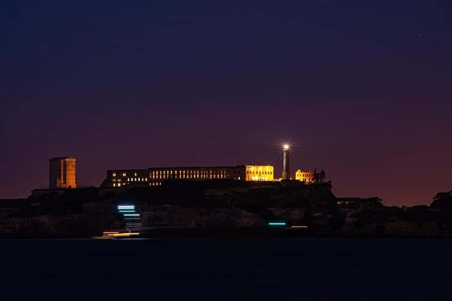 San Francisco: Alcatraz, Ferry & Audio Tour w/ Night Option - Gardens, ruins, and the best views