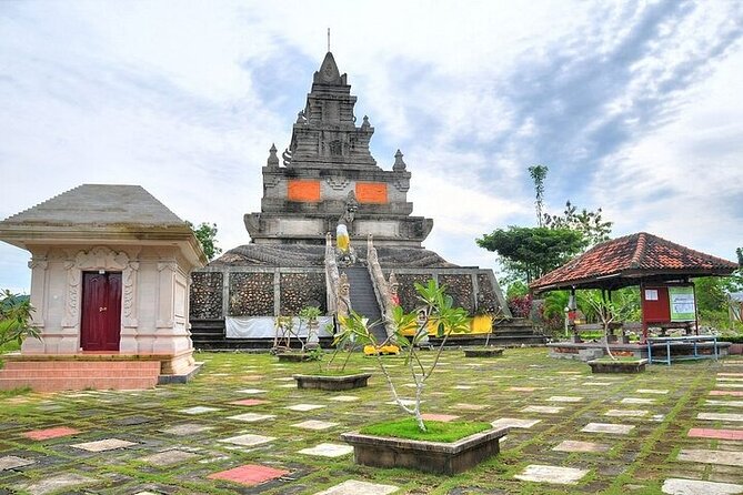 SMALL GROUP: Batam day tour with Ferry, 1-hour Massage, and Lunch from Singapore - Welcome to Batam and the first city views