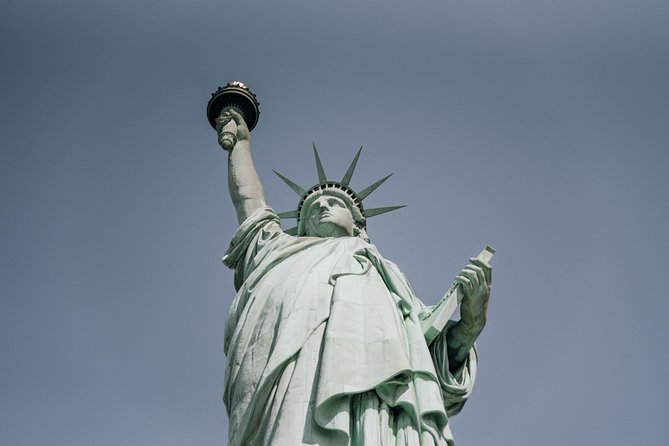 Statue of Liberty and Ellis Island Guided Tour with Ferry - Starting at The Battery and Castle Clinton