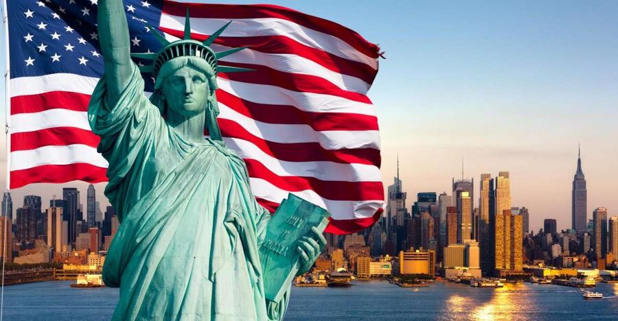 Statue of Liberty & Ellis Island by Ferry with Private Guide - Ellis Island adds the human story