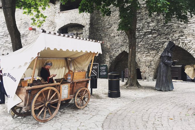 Tallinn Day Tour from Helsinki (Ferry Tickets+ Guiding+ Own Time) - Town Hall, the old pharmacy, and the main square