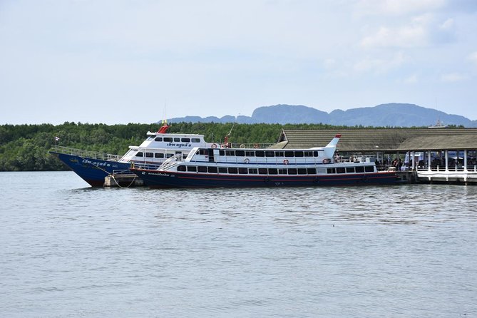 Travel from Krabi to Koh Phi Phi by Ferry/Speedboat - What the two-hour ferry ride feels like