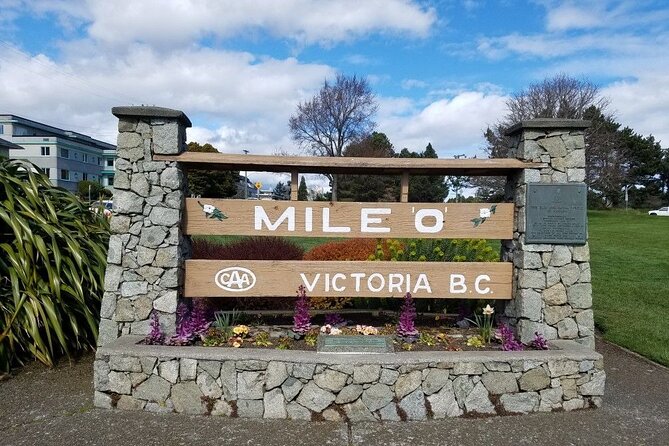 Victoria: Butchart, Mile 0, Harbor 1-Day Tour from Vancouver - The butterfly garden alternative