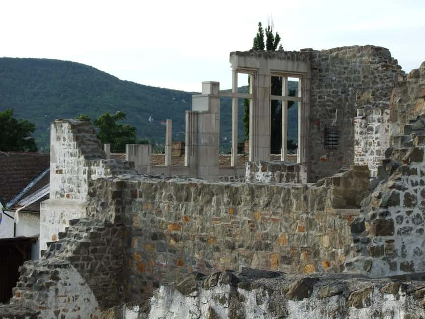 Visegrád Hike & Castle Tour with Ferry from Budapest - Key points at a glance