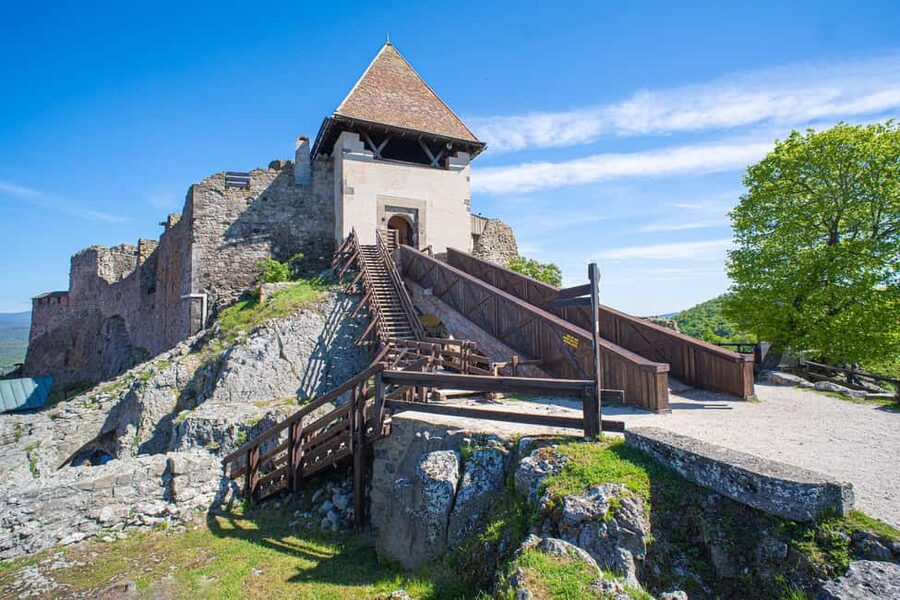 Visegrád Hike & Castle Tour with Ferry from Budapest - Returning by the same route